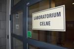 Wejście do laboratorium celnego